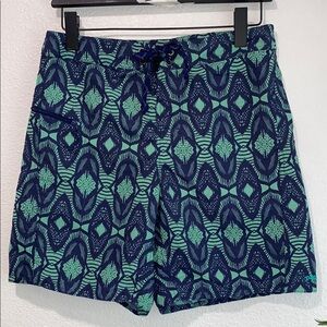 Patagonia Mens Wavefarer Board Shorts Patterned Blue and Green Men's Shorts,31
